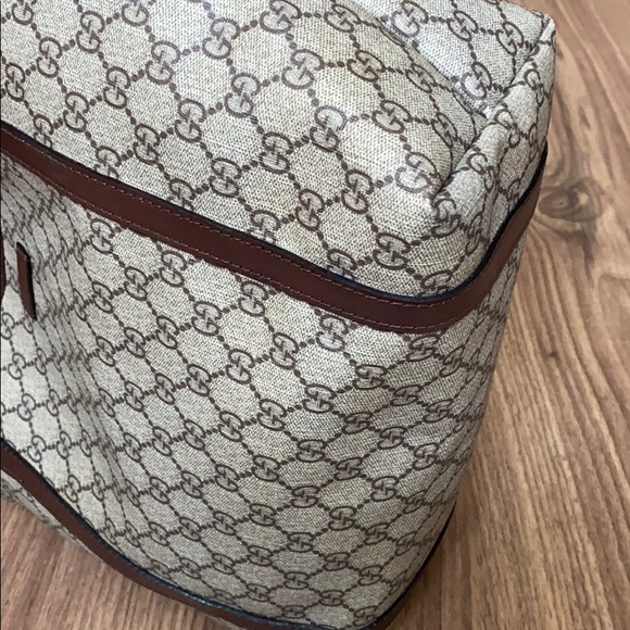 SOLD❗️💯 % authentic Gucci shoulder bag - Picture 6 of 16